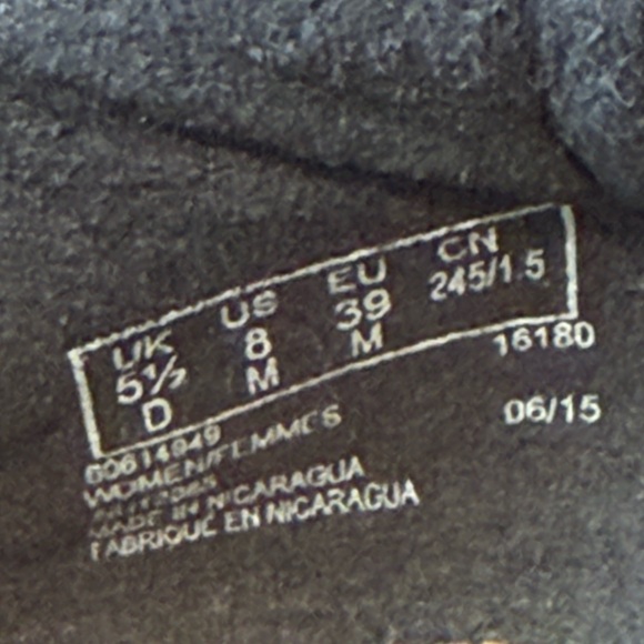 Clarks Black Leather Women’s Comfort Bootie Size 8 - Picture 6 of 6